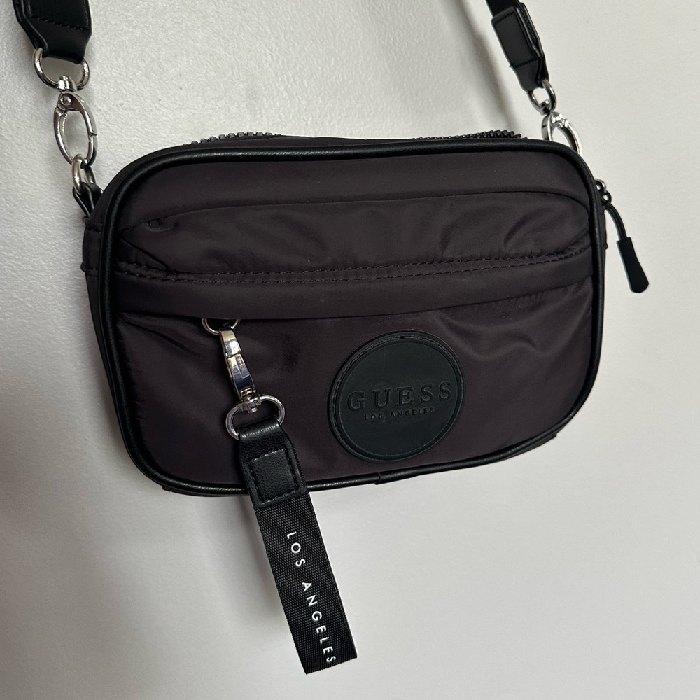 Guess crossbody bag *PERFECT CONDITION*